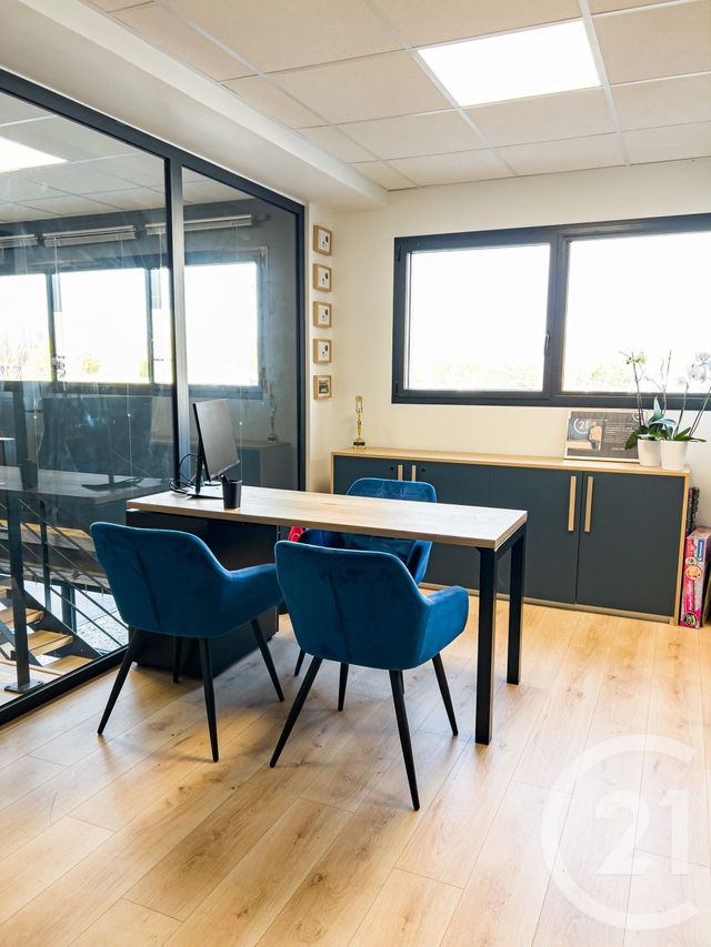 Local commercial à louer - 131.87 m2 - 28 - Eure-et-Loir