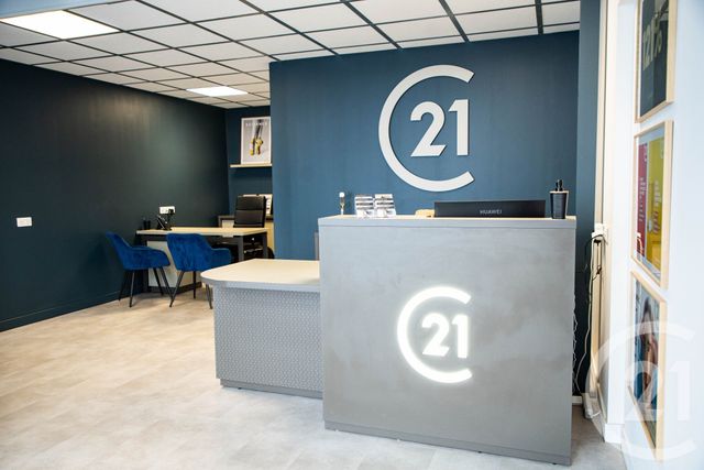 Local commercial à louer - 131.87 m2 - 28 - Eure-et-Loir