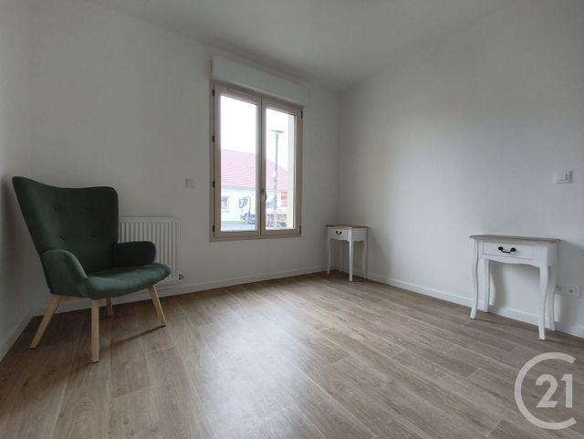 Maison &agrave; louer - 3 pi&egrave;ces - 68,76 m2 - Dreux - 28 - CENTRE