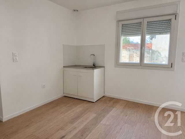Appartement T3 &agrave; louer - 3 pi&egrave;ces - 52,65 m2 - St Andre De L Eure - 27 - HAUTE-NORMANDIE