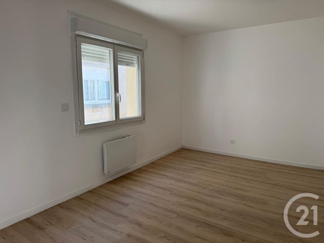 Appartement T3 &agrave; louer - 3 pi&egrave;ces - 52,65 m2 - St Andre De L Eure - 27 - HAUTE-NORMANDIE