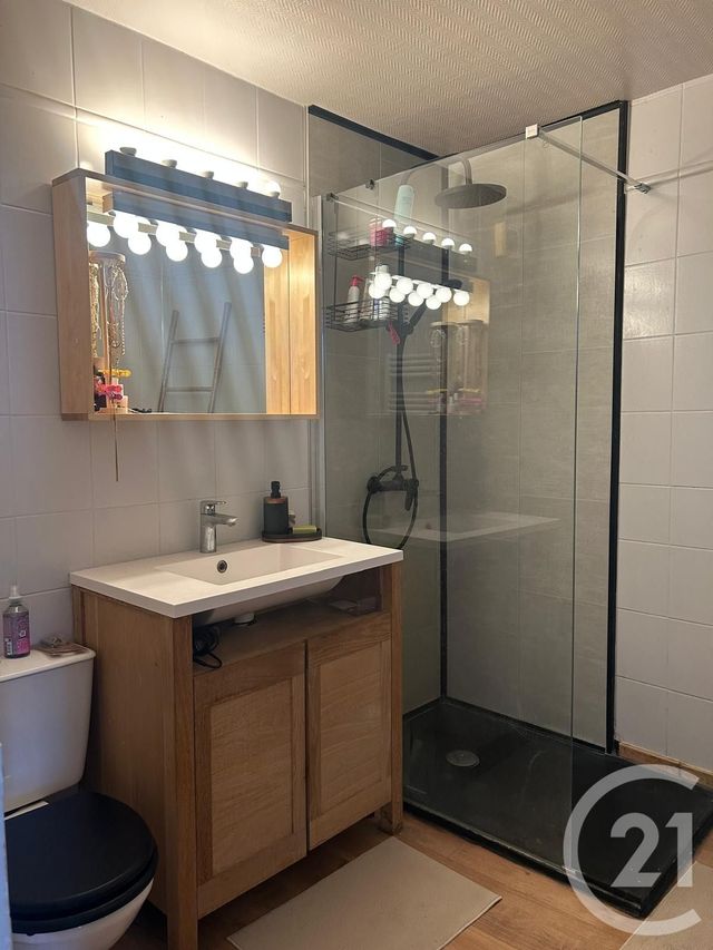 Appartement Triplex &agrave; louer - 4 pi&egrave;ces - 72,05 m2 - Ivry La Bataille - 27 - HAUTE-NORMANDIE