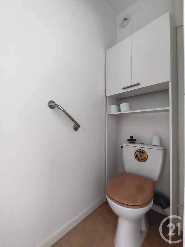 Appartement F4 &agrave; louer - 4 pi&egrave;ces - 84,74 m2 - Dreux - 28 - CENTRE