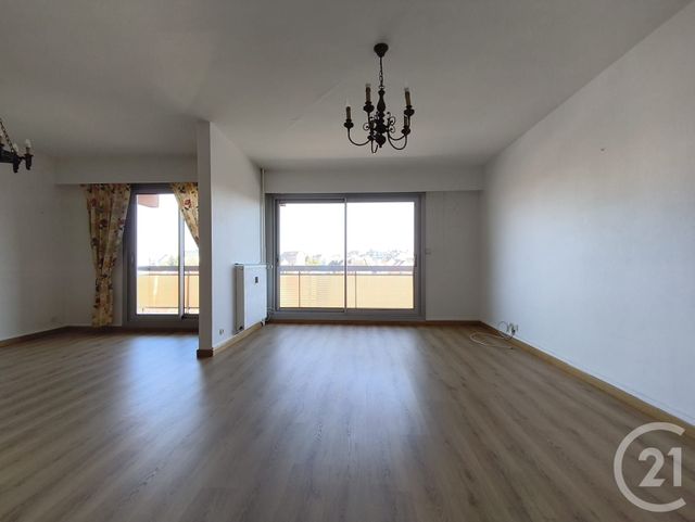 Appartement F4 &agrave; louer - 4 pi&egrave;ces - 84,74 m2 - Dreux - 28 - CENTRE