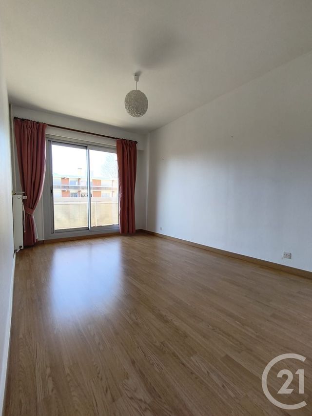 Appartement F4 &agrave; louer - 4 pi&egrave;ces - 84,74 m2 - Dreux - 28 - CENTRE