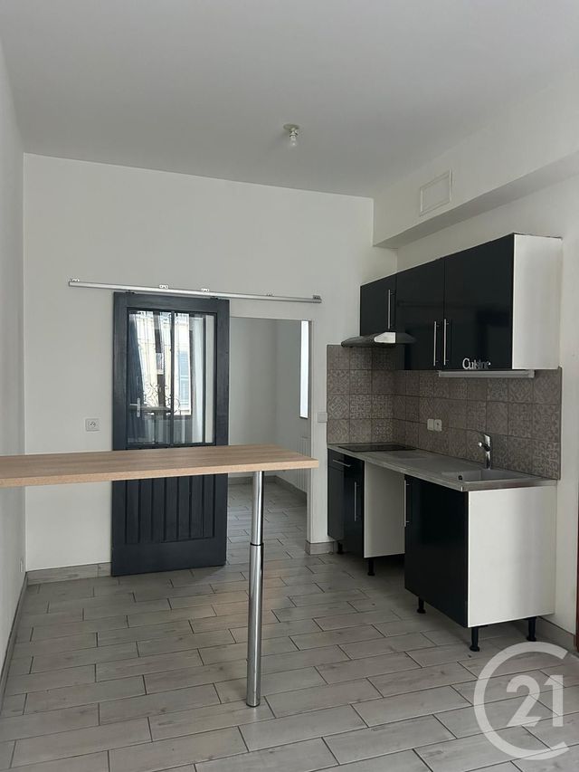 Appartement F2 &agrave; louer - 2 pi&egrave;ces - 27,53 m2 - Dreux - 28 - CENTRE