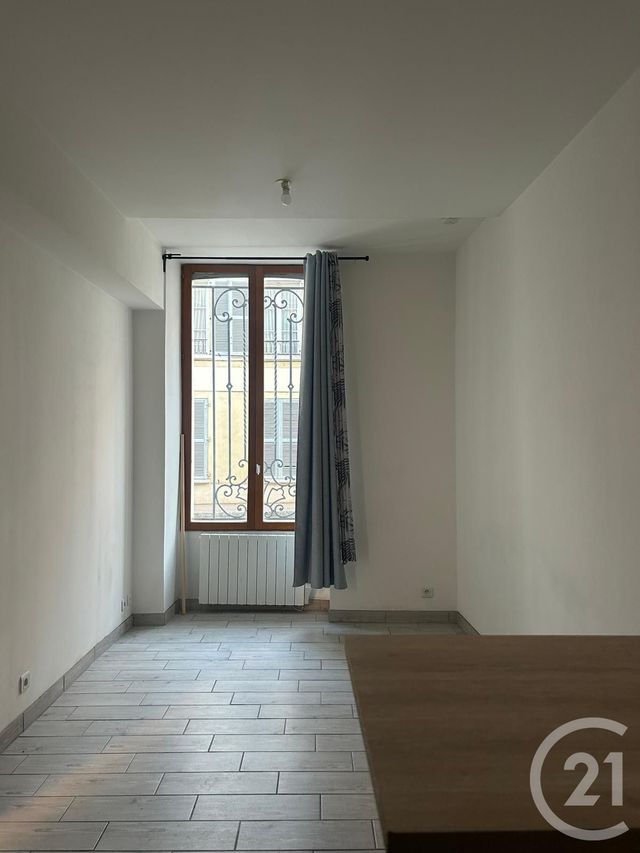 Appartement F2 &agrave; louer - 2 pi&egrave;ces - 27,53 m2 - Dreux - 28 - CENTRE
