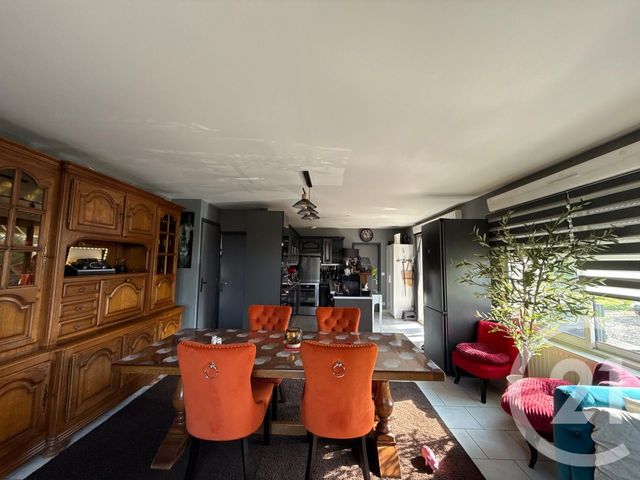 Maison &agrave; louer - 3 pi&egrave;ces - 79,08 m2 - Saussay - 28 - CENTRE