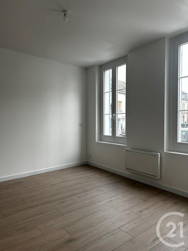 Appartement F1 &agrave; louer - 1 pi&egrave;ce - 19,28 m2 - Dreux - 28 - CENTRE
