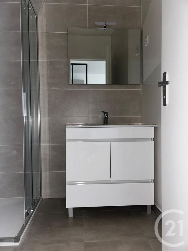 Appartement F1 &agrave; louer - 1 pi&egrave;ce - 19,28 m2 - Dreux - 28 - CENTRE