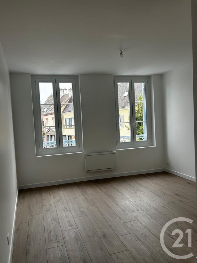 Appartement F2 bis &agrave; louer - 2 pi&egrave;ces - 36,84 m2 - Dreux - 28 - CENTRE