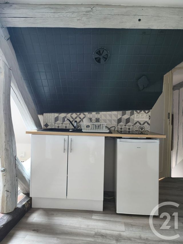 Appartement Studio &agrave; louer - 1 pi&egrave;ce - 15,67 m2 - Dreux - 28 - CENTRE