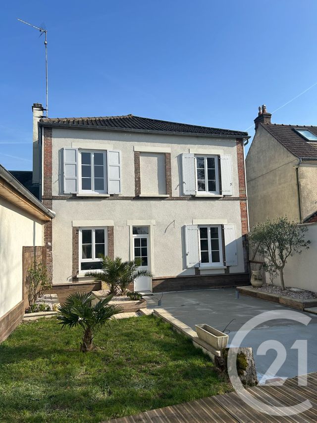 Maison &agrave; louer - 4 pi&egrave;ces - 91,70 m2 - La Chaussee D Ivry - 28 - CENTRE