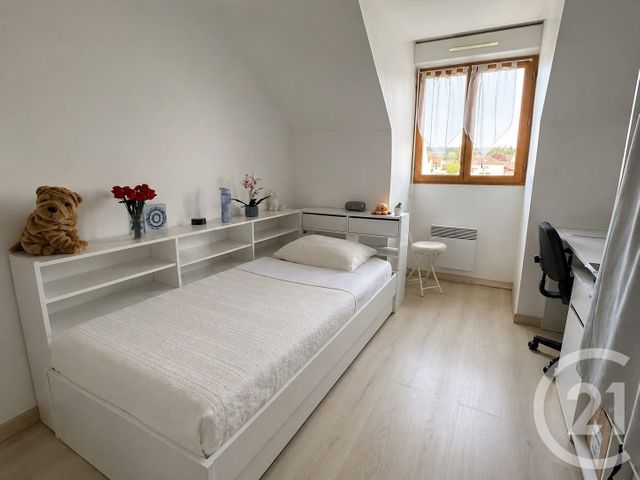 Maison &agrave; louer - 5 pi&egrave;ces - 100,13 m2 - La Chaussee D Ivry - 28 - CENTRE