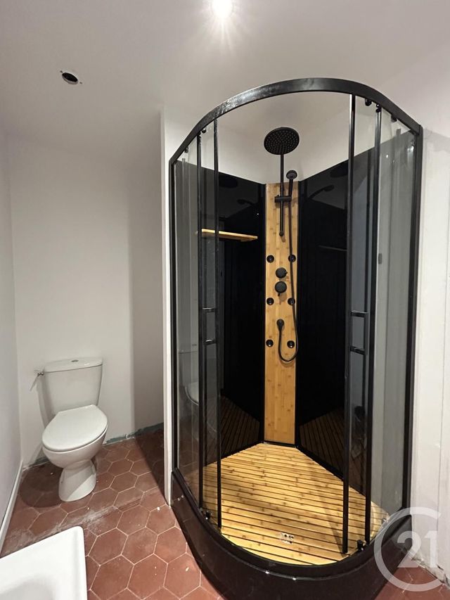 Maison &agrave; louer - 3 pi&egrave;ces - 41,50 m2 - Montreuil - 28 - CENTRE