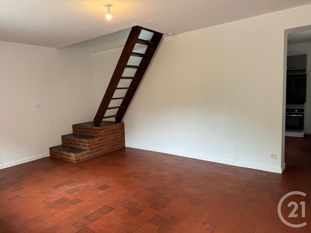 Maison &agrave; louer - 3 pi&egrave;ces - 41,50 m2 - Montreuil - 28 - CENTRE