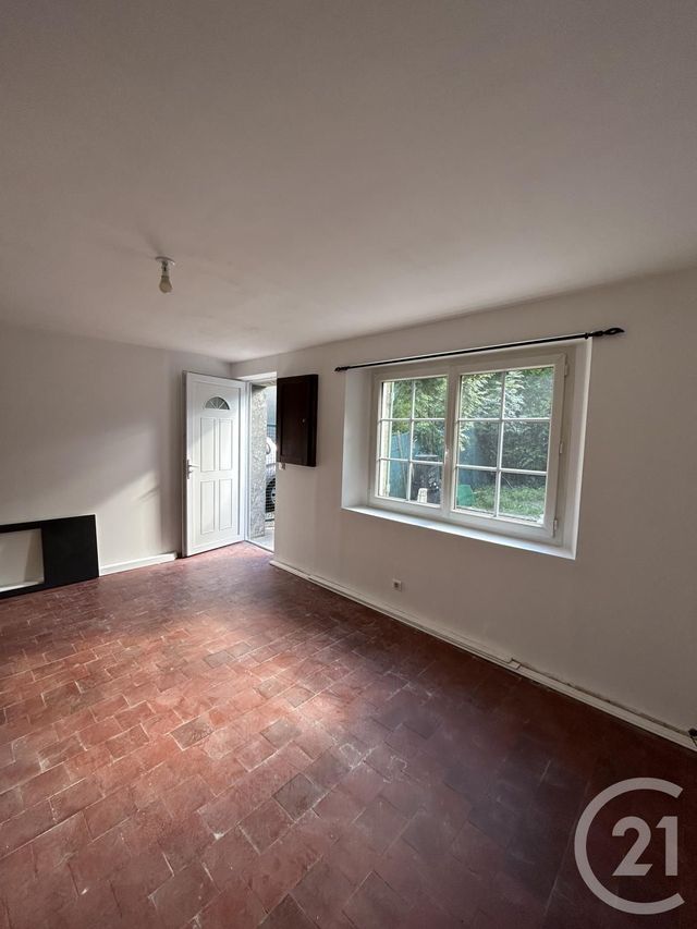 Maison &agrave; louer - 3 pi&egrave;ces - 41,50 m2 - Montreuil - 28 - CENTRE