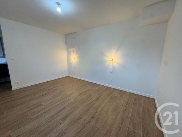 Appartement T2 &agrave; louer - 2 pi&egrave;ces - 47,52 m2 - Prey - 27 - HAUTE-NORMANDIE