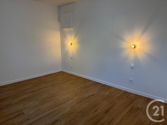 Appartement T2 &agrave; louer - 2 pi&egrave;ces - 47,52 m2 - Prey - 27 - HAUTE-NORMANDIE