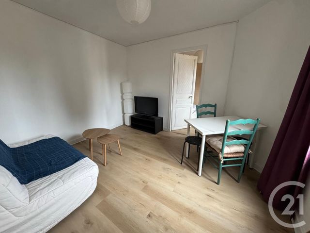 Appartement T2 &agrave; louer - 2 pi&egrave;ces - 28,18 m2 - Dreux - 28 - CENTRE