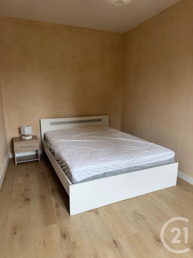 Appartement T2 &agrave; louer - 2 pi&egrave;ces - 28,18 m2 - Dreux - 28 - CENTRE