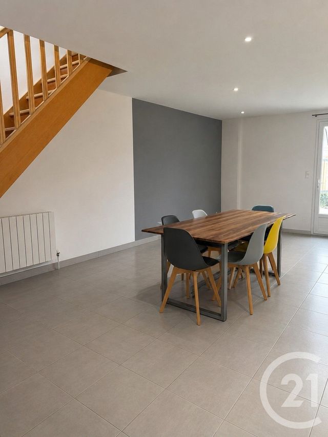 Maison &agrave; louer - 3 pi&egrave;ces - 95,17 m2 - St Illiers La Ville - 78 - ILE-DE-FRANCE
