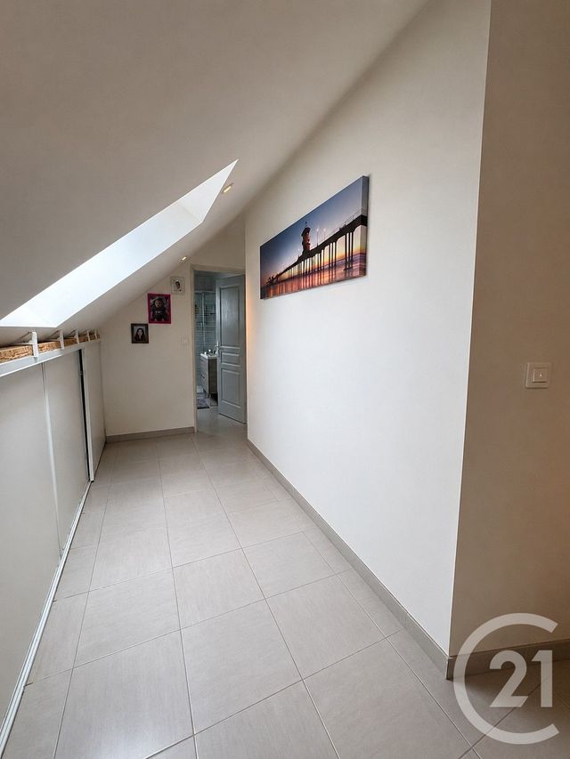 Maison &agrave; louer - 3 pi&egrave;ces - 95,17 m2 - St Illiers La Ville - 78 - ILE-DE-FRANCE
