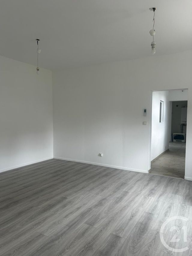 Maison &agrave; louer - 3 pi&egrave;ces - 75,42 m2 - Ezy Sur Eure - 27 - HAUTE-NORMANDIE
