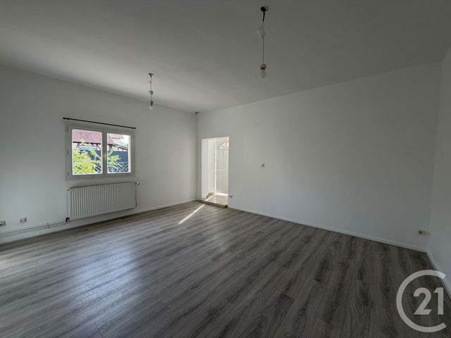Maison &agrave; louer - 3 pi&egrave;ces - 75,42 m2 - Ezy Sur Eure - 27 - HAUTE-NORMANDIE