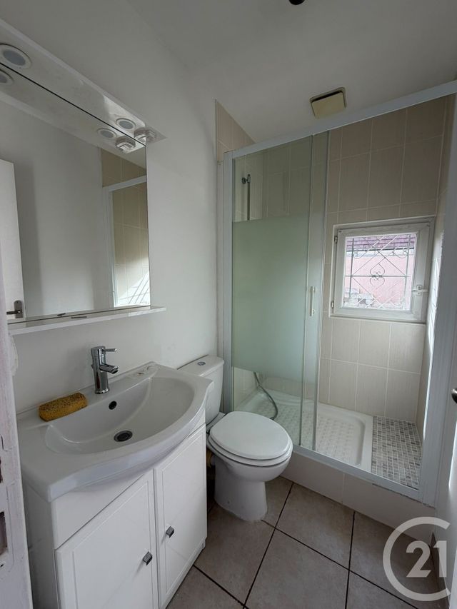 Maison &agrave; louer - 3 pi&egrave;ces - 75,42 m2 - Ezy Sur Eure - 27 - HAUTE-NORMANDIE
