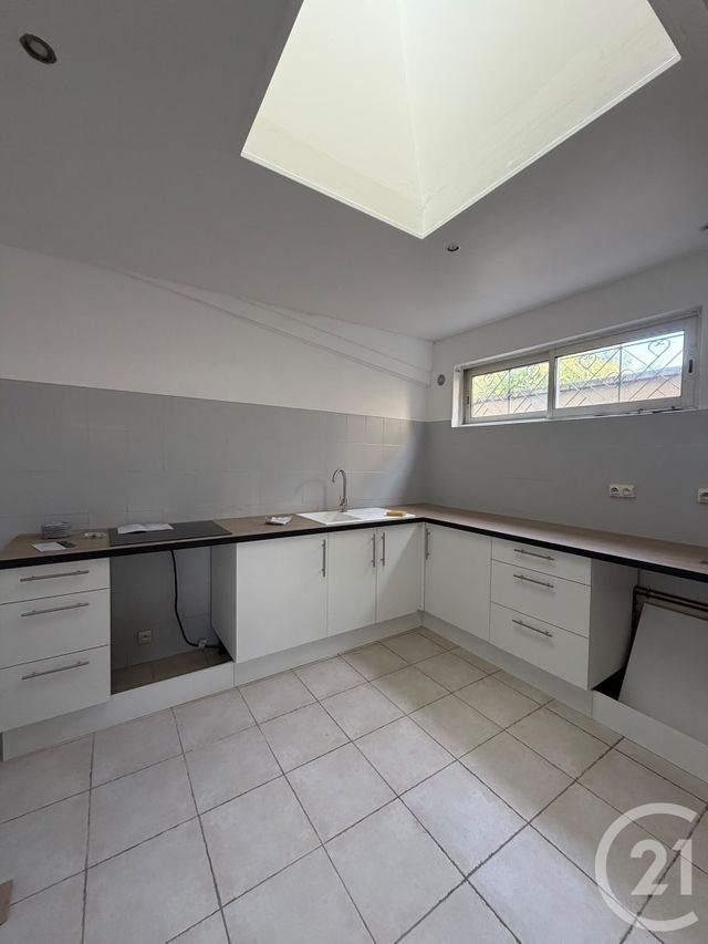 Maison &agrave; louer - 3 pi&egrave;ces - 75,42 m2 - Ezy Sur Eure - 27 - HAUTE-NORMANDIE