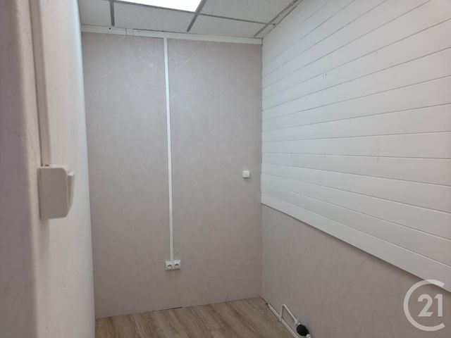 Local commercial à louer - 40.0 m2 - 28 - Eure-et-Loir