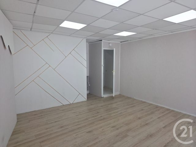 Local commercial à louer - 40.0 m2 - 28 - Eure-et-Loir