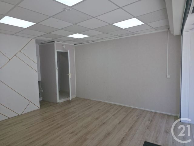 Local commercial à louer - 40.0 m2 - 28 - Eure-et-Loir