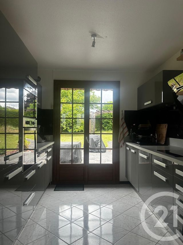 Maison &agrave; louer - 5 pi&egrave;ces - 117,49 m2 - Bueil - 27 - HAUTE-NORMANDIE