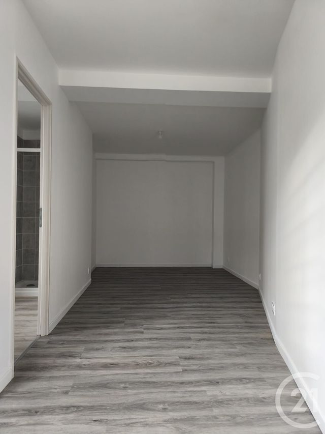 Appartement T2 &agrave; louer - 2 pi&egrave;ces - 49 m2 - Nonancourt - 27 - HAUTE-NORMANDIE