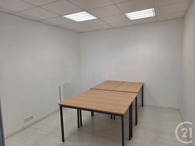 Local commercial à louer - 285.0 m2 - 28 - Eure-et-Loir