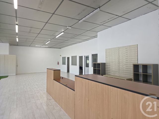 Local commercial à louer - 285.0 m2 - 28 - Eure-et-Loir