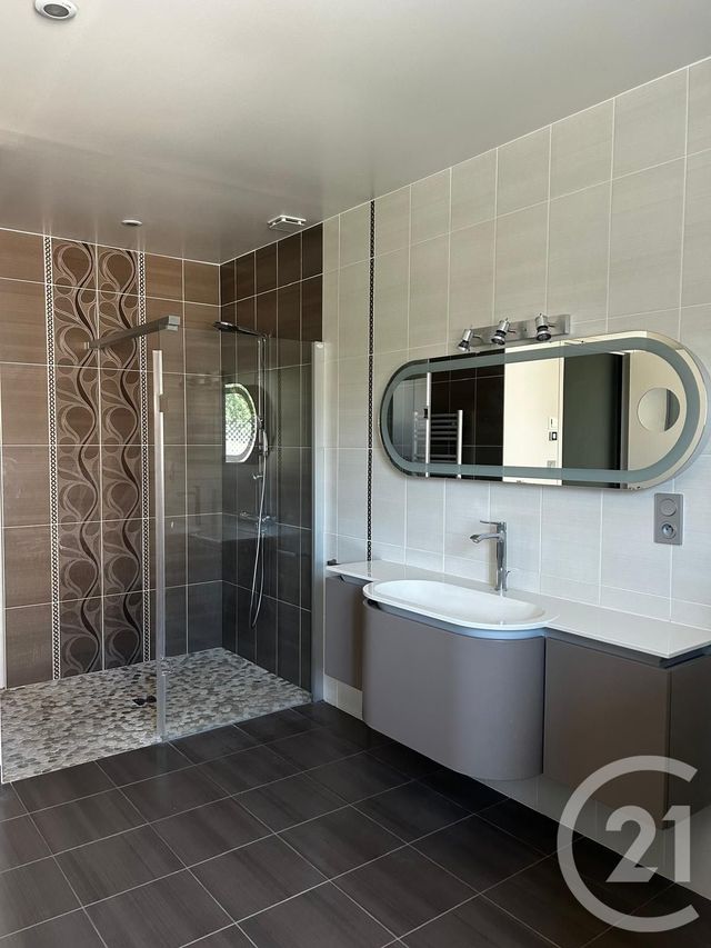 Appartement F7 &agrave; louer - 6 pi&egrave;ces - 210,04 m2 - Evreux - 27 - HAUTE-NORMANDIE
