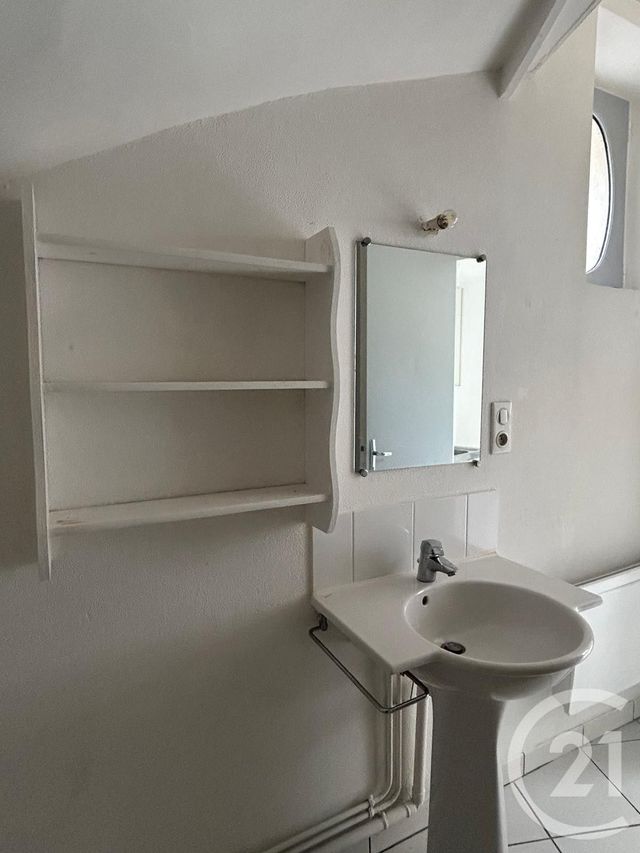 Appartement Studio &agrave; louer - 1 pi&egrave;ce - 17,97 m2 - Anet - 28 - CENTRE