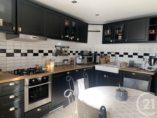 Maison &agrave; louer - 3 pi&egrave;ces - 61,85 m2 - Ivry La Bataille - 27 - HAUTE-NORMANDIE