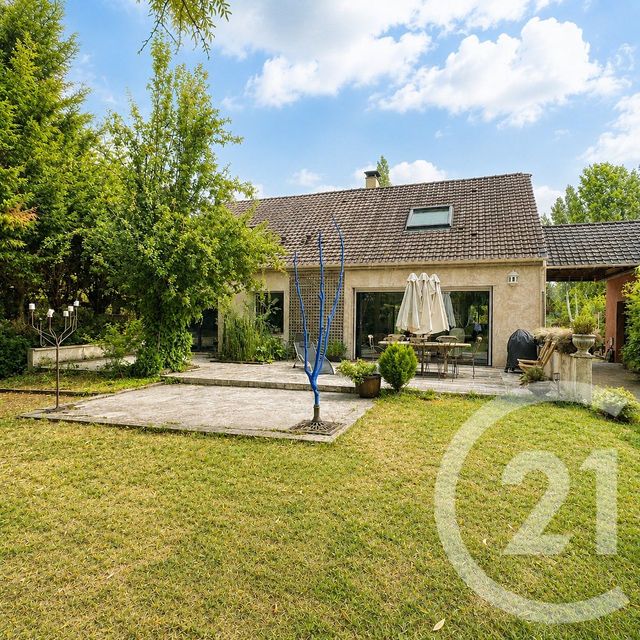 Maison &agrave; vendre - 9 pi&egrave;ces - 249,79 m2 - Breval - 78 - ILE-DE-FRANCE
