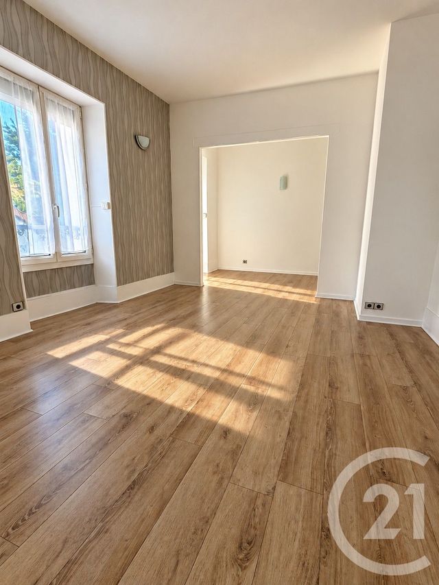 Appartement 3 pièces 56 m² · à Bréval · 55,5 m² · 154 000 €