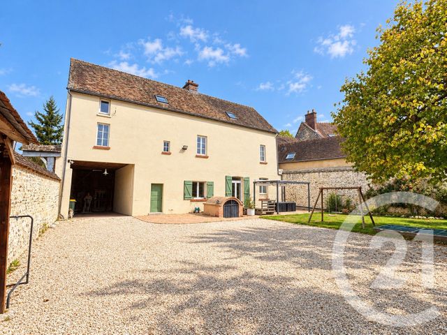 Maison 6 pièces 252 m² · à Anet · 251,7 m² · 449 000 €