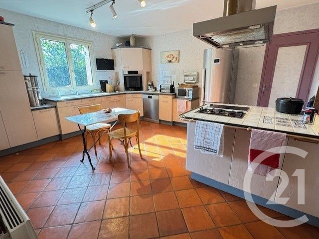 Maison &agrave; vendre - 10 pi&egrave;ces - 242,12 m2 - Bu - 28 - CENTRE