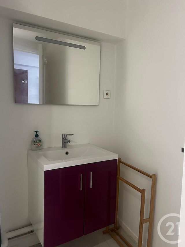 Appartement F3 &agrave; louer - 3 pi&egrave;ces - 62,72 m2 - Vernon - 27 - HAUTE-NORMANDIE