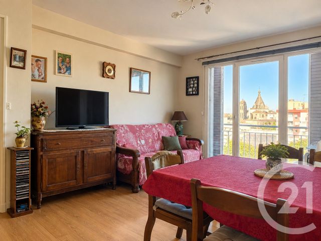 Appartement 3 pièces 63 m² · à Dreux · 62,9 m² · 127 000 €