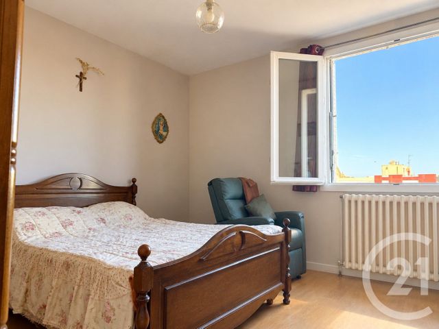 Appartement T3 &agrave; vendre - 3 pi&egrave;ces - 62,88 m2 - Dreux - 28 - CENTRE