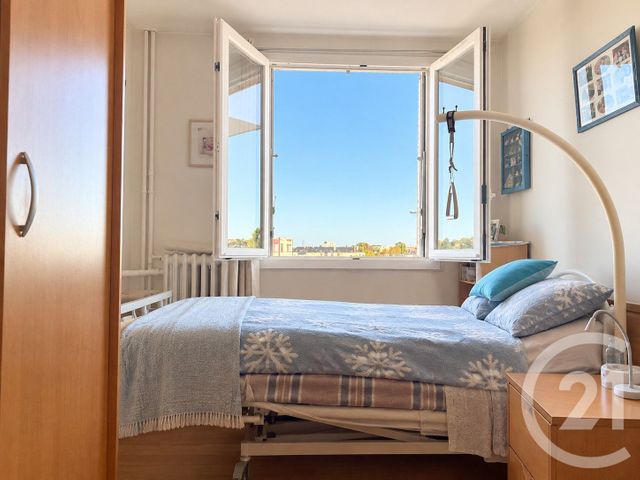 Appartement T3 &agrave; vendre - 3 pi&egrave;ces - 62,88 m2 - Dreux - 28 - CENTRE