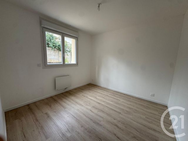 Appartement T2 &agrave; louer - 2 pi&egrave;ces - 35,77 m2 - St Andre De L Eure - 27 - HAUTE-NORMANDIE